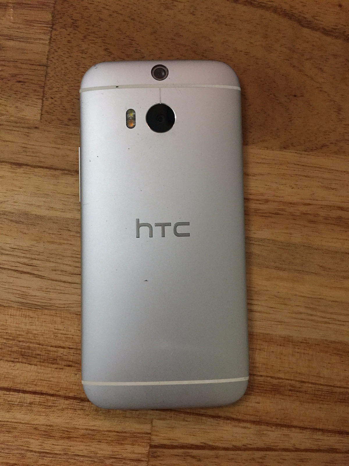 Bán HTC M8 95% FPT phân phối - 2