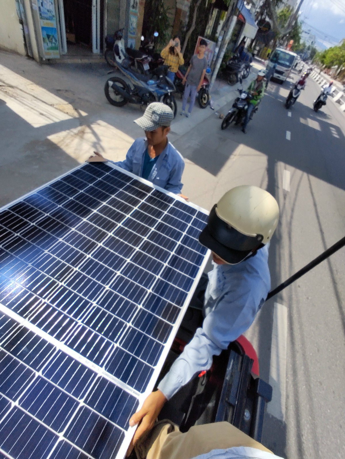 Công trình điện mặt trời áp mái 5kw tại Vĩnh Điềm Trung Nha Trang
