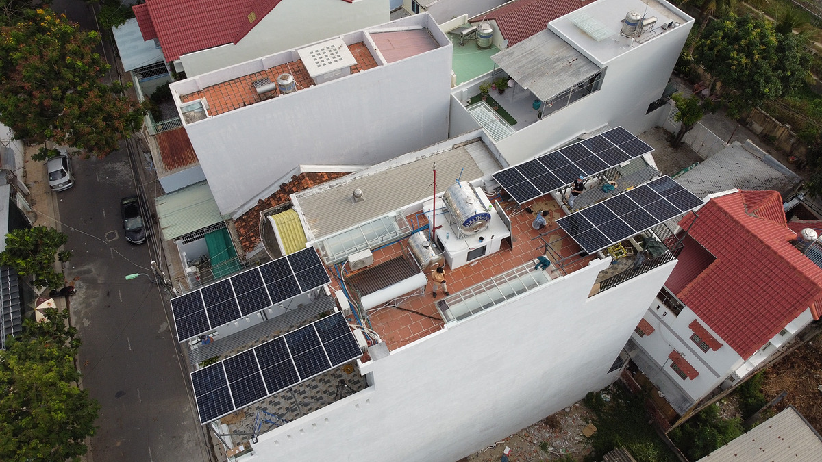 Công trình điện mặt trời 3 pha 10kw bám tải tại Vĩnh Hoà, Nha Trang